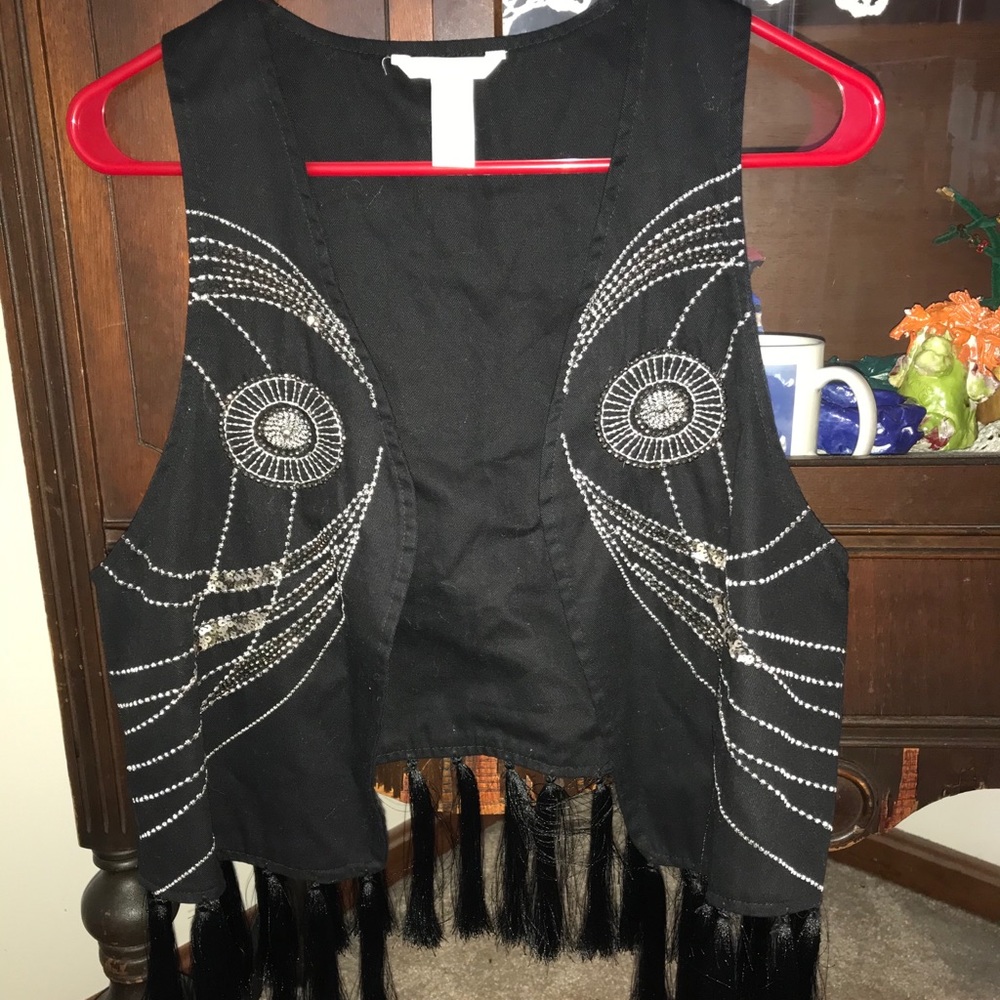 patterned vest